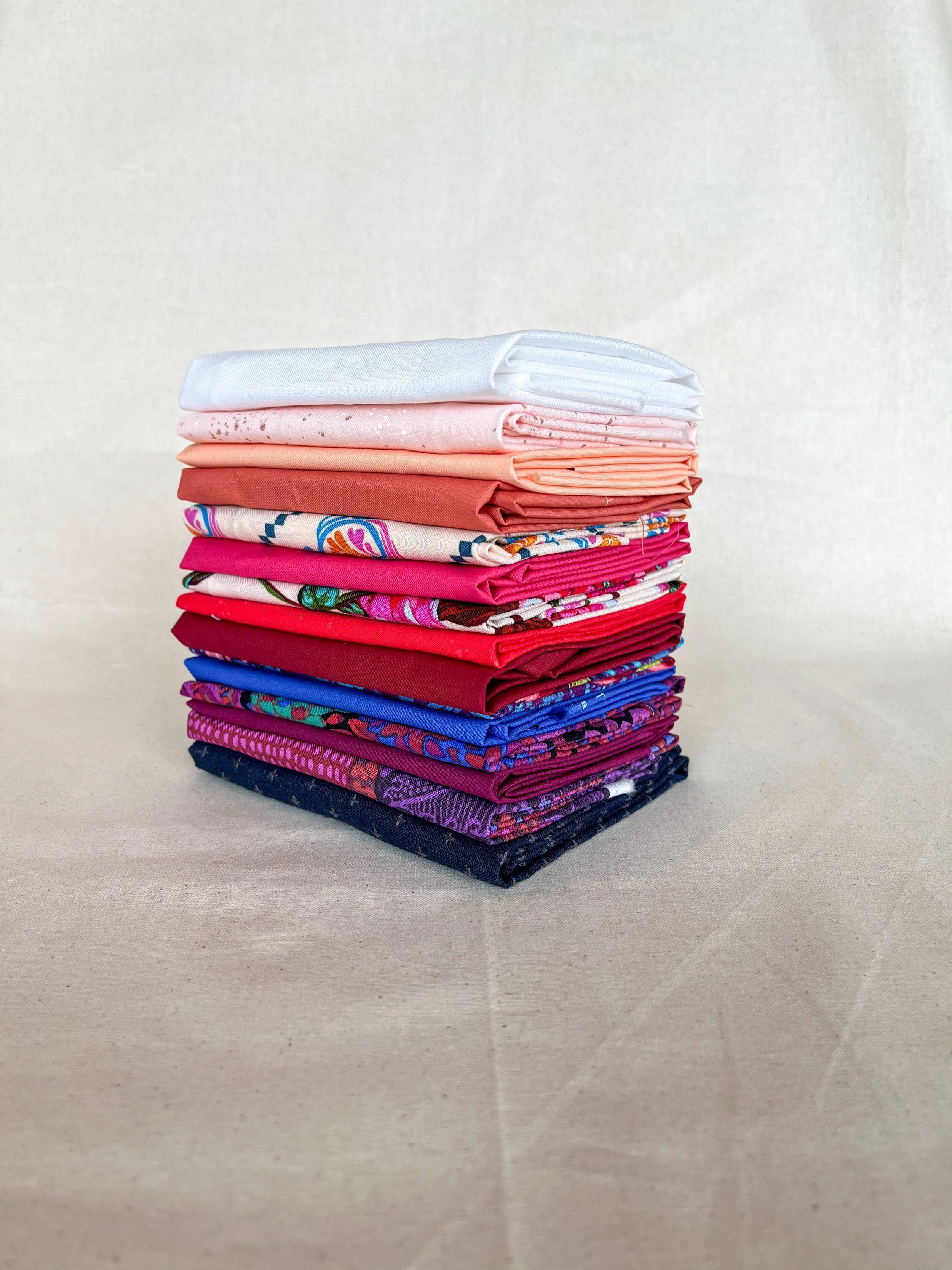 Hothouse Flowers - 15-piece fabric bundle
