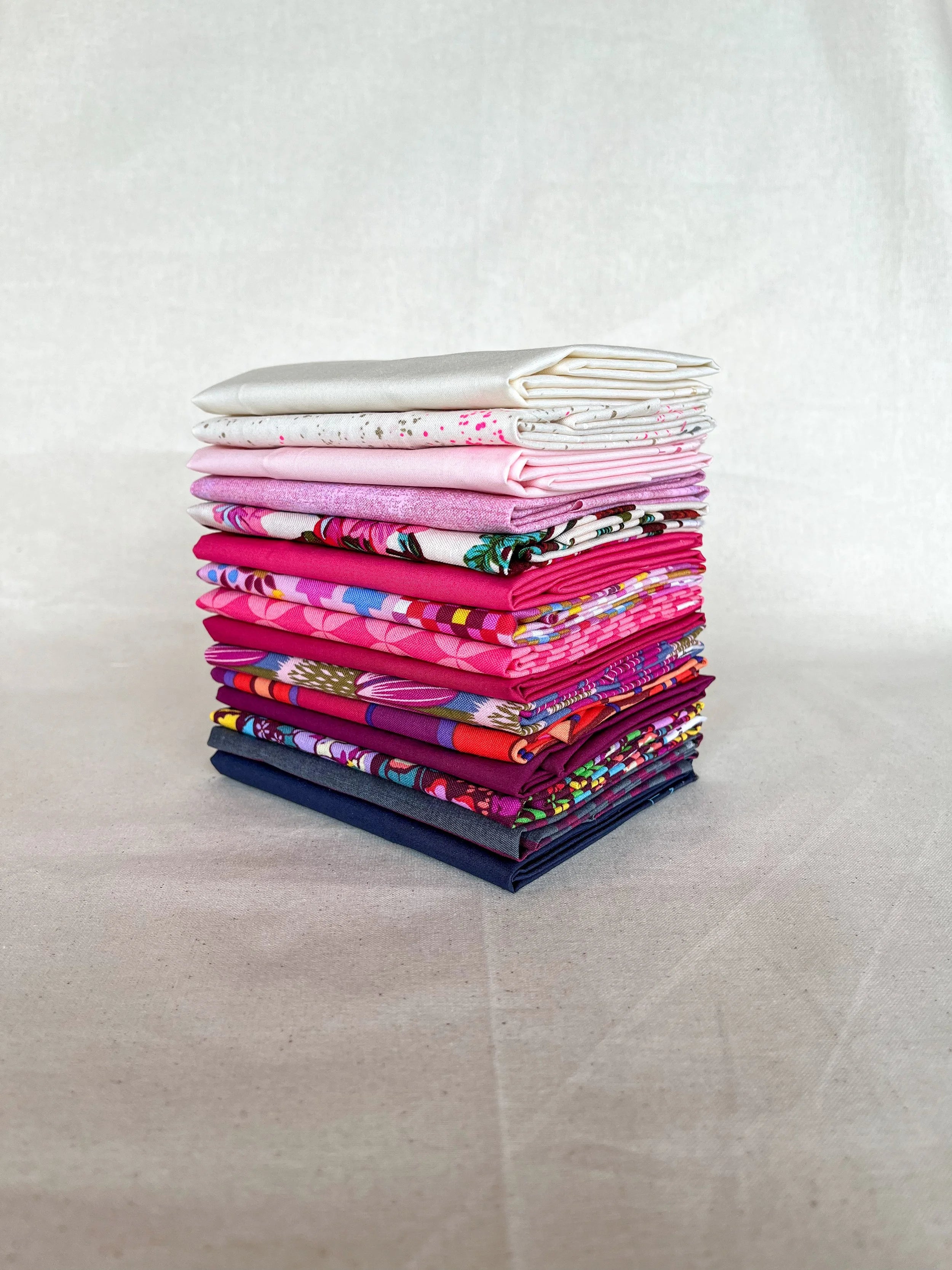 Pretty in Pink - 15-piece fabric bundle